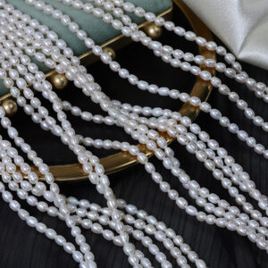 Perla de agua dulce natural de arroz suelta de 4 mm