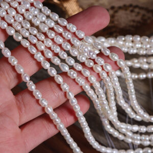 Perles de riz filetées de 4 mm, véritables perles d'eau douce naturelles