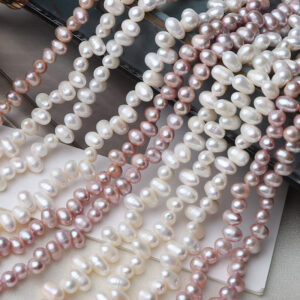 5-6 mm aufgefädelte natürliche Süßwasserperlen