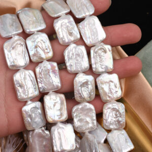 Perlas de agua dulce cuadradas barrocas de alto brillo