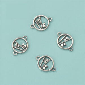 Runder Anhänger aus 925er Silber mit Bambusrahmen