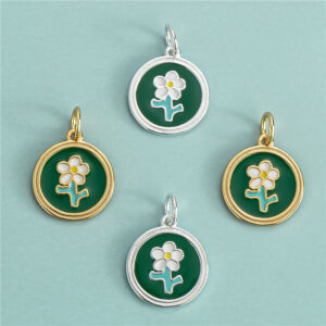 Colgante de disco de flor verde de resina de plata esterlina S925