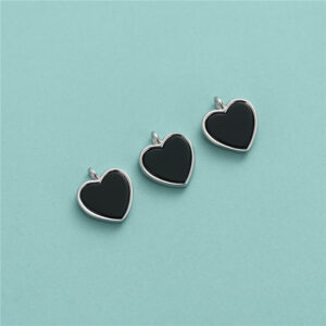 Colgante de resina en forma de corazón de plata de ley S925