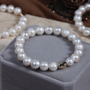 Elastic Freshwater Pearl Bracelet with Gold Accent