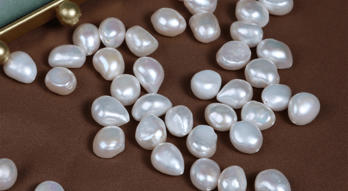 Flat Back Pearls