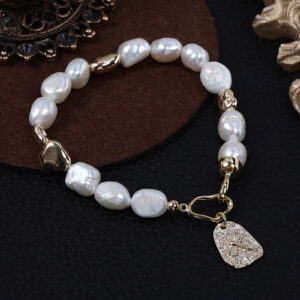 Freshwater Pearl Bracelet with Dragonfly Pendant