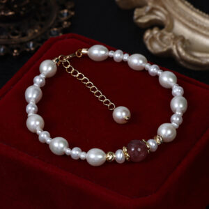 Strawberry Crystal and Freshwater Pearl Bracelet