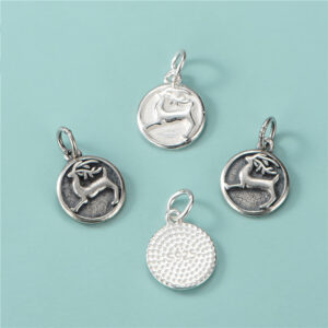 Colgante de disco de ciervo en plata S925 para collar y pulsera