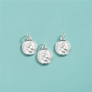 Colgante de reina bañado en plata S925 para collar y pulsera