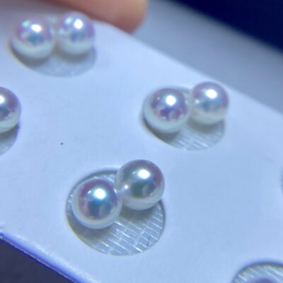 Ein Paar 5-6 mm Aurora 6a runde Süßwasserperlen