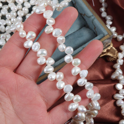 Perlas de agua dulce naturales de alto brillo con parte posterior plana de 6-7 mm