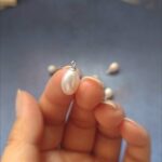 Reseña fotográfica de una perla de agua dulce en forma de lágrima fina de 7 mm