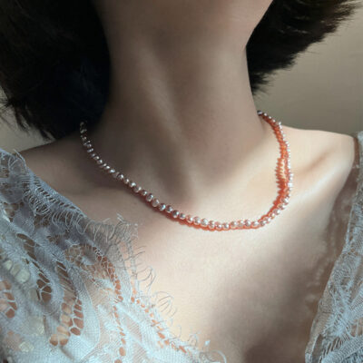 Baroque-Pink-Freshwater-Pearl-Collarbone-Chain-Details-Show
