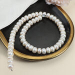 Collier de perles d'eau douce naturelles sans perles, détails