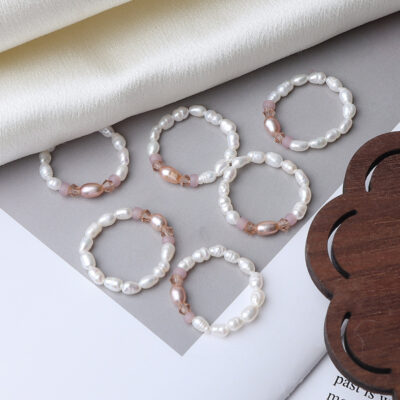 Elastic-Adjustable-Freshwater-Pearl-Rice-Bead-Ring-Over-Details