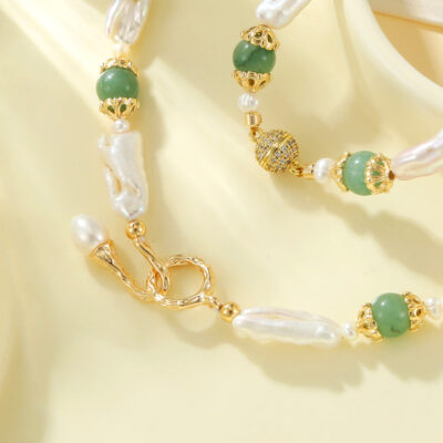 Freshwater-Baroque-Pearl-Necklace-With-Green-Onyx-Details