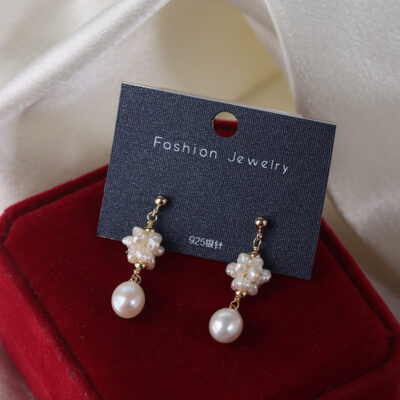 S925-Gold-Plated-Freshwater-Pearl-Drop-Earrings-Over-Details
