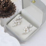 Pendientes de borla con perla de agua dulce color uva y circonita S925. Detalles.