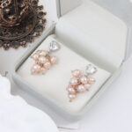 Pendientes con borlas de perla de agua dulce color uva y circonita cúbica S925 con detalles adicionales