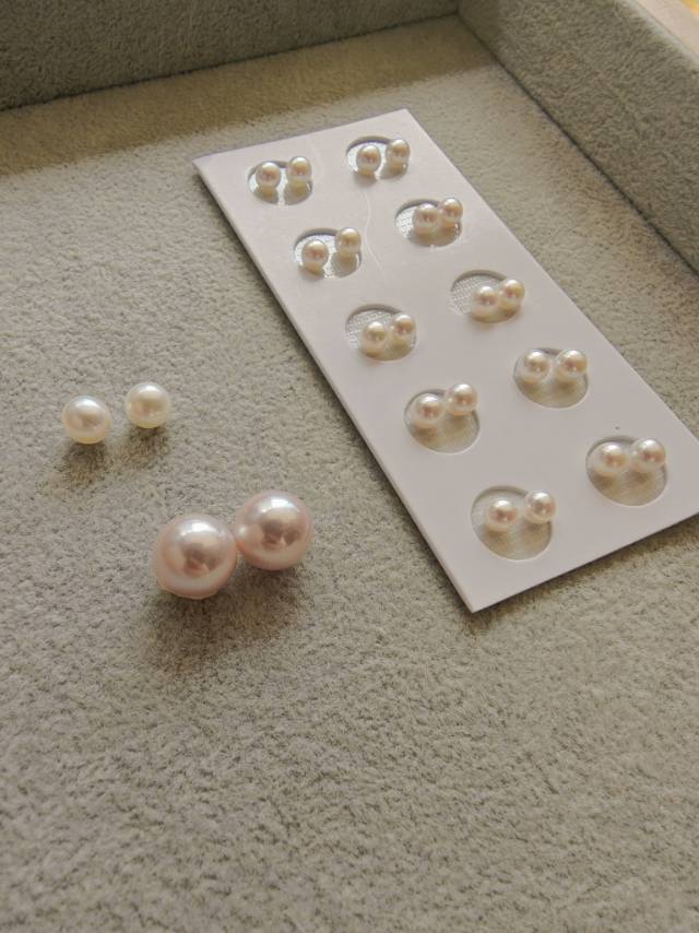 One Pair 5-6mm Aurora 6a Grade Round Paired Freshwater Pearls photo review