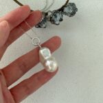 Baroque-Pearl-Pendant-Necklace-with-Zircon-Ring-Deetails-Display