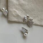 Boucles d'oreilles clous en forme de cœur, style baroque, perles d'eau douce