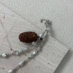 Collier de perles baroques mélangées - Détails - Présentation