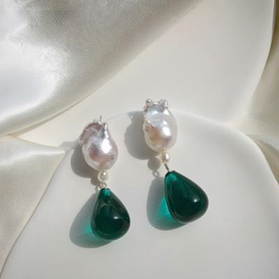 Boucles d'oreilles pendantes en verre perlé d'eau douce S925 de style baroque