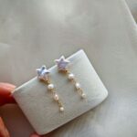 Pendientes de perla de agua dulce S925 hechos a mano con detalles de estrella y luna