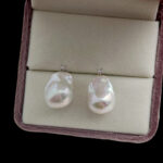 S925-Silver-Freshwater-Pearl-Baroque-Earrings-Details