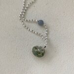 S925-Silber-Süßwasserperlen-Halskette mit Muschel- und Steinanhänger – Details