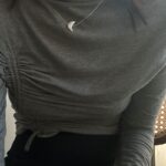 Collier en argent massif avec pendentif en perle baroque en forme de croissant