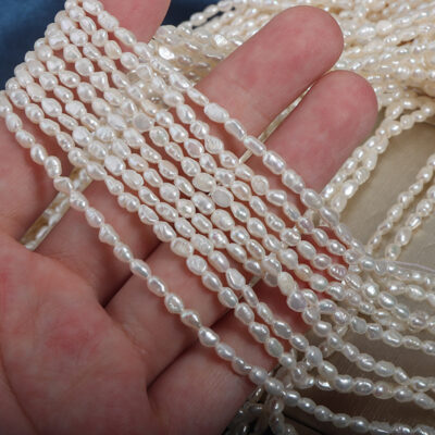 Perles baroques d'eau douce naturelles de 3 mm, à l'éclat intense