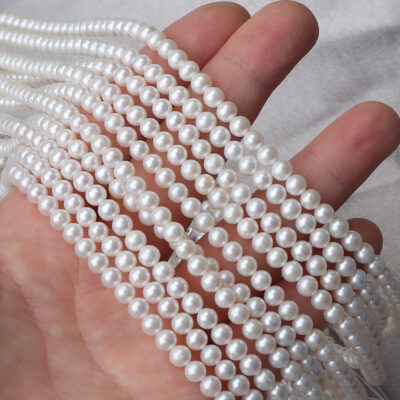Collier de perles d'eau douce naturelles blanches rondes de 4,5 à 5 mm