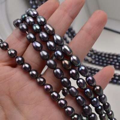 6-7mm Black Natural Freshwater Rice-Shaped String of Pearls
