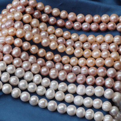 Perles d'eau douce naturelles presque rondes, enfilées, de 9 à 10 mm