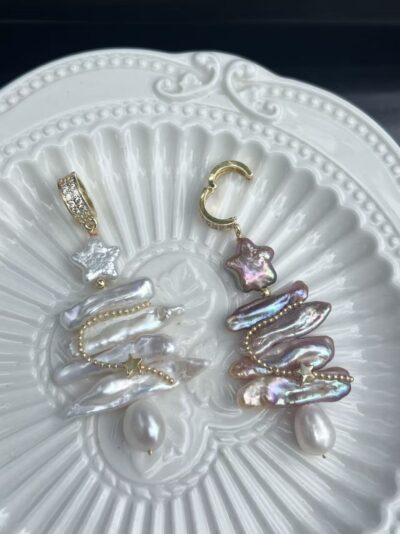 A Christmas Tree Freshwater Pearl Pendant