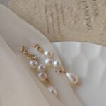 Asymmetrical-Freshwater-Pearl-Crystal-Dangle-Earrings-Over-Details