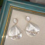 S925-POST-MOTHER-OF-NAARL-PEARL-CLUSTER-EARRINGS-Over-Details