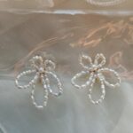 S925-Post-Handwoven-Pearl-Floral-Bow-Earrings-Details