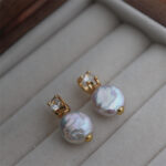 11-12mm-Coin-Baroque-Freshwater-Pearl-Zircon-Studs-Over-Details