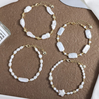Freshwater-Baroque-Pearl-Bracelet-Gold-Accents-Show