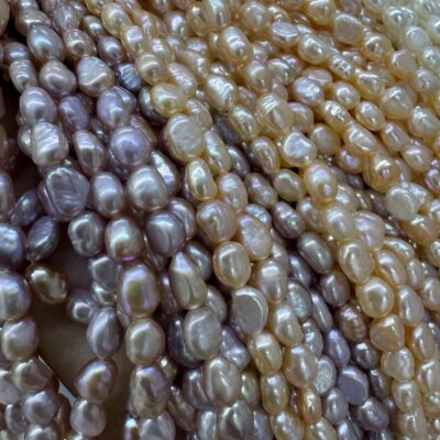 5-6mm High-Lustre Flat-Back Natural Freshwater Pearl