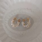 Handmade-Natural-Freshwater-Pearl-Stud-Earrings-Gold-Plated-Over-Show