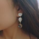 Pendientes colgantes geométricos de perlas de agua dulce de estilo barroco natural
