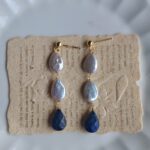Ohrringe aus Naturperlen (Süßwasser, Lapislazuli, Tropfenform) mit Details