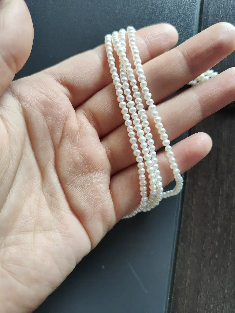 2-2.5mm Near-Round High Luster Baby Freshwater Pearls photo review