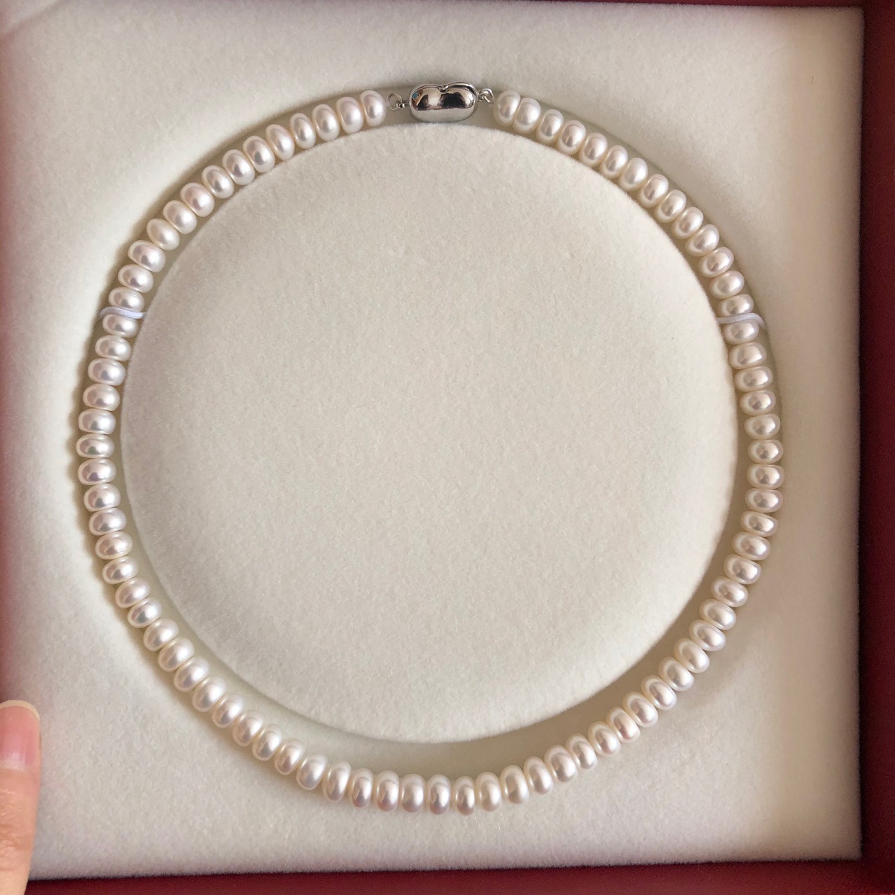 Avis photo sur le collier de perles d'eau douce avec fermoir en argent S925