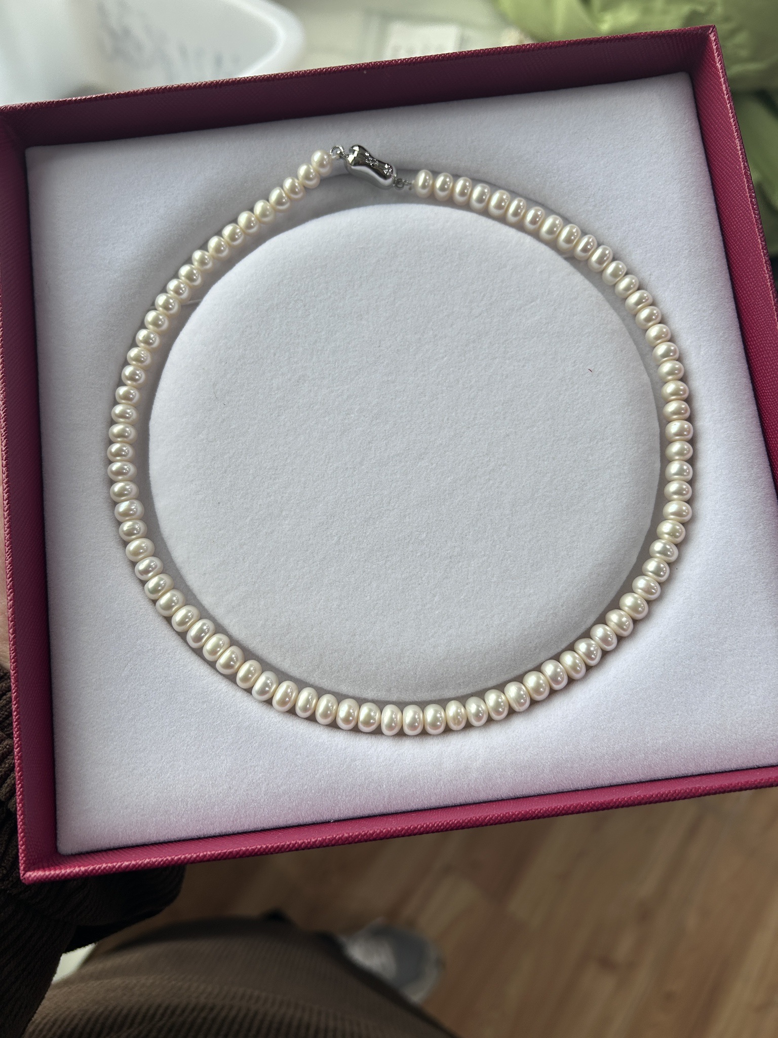 Avis photo sur le collier de perles d'eau douce avec fermoir en argent S925