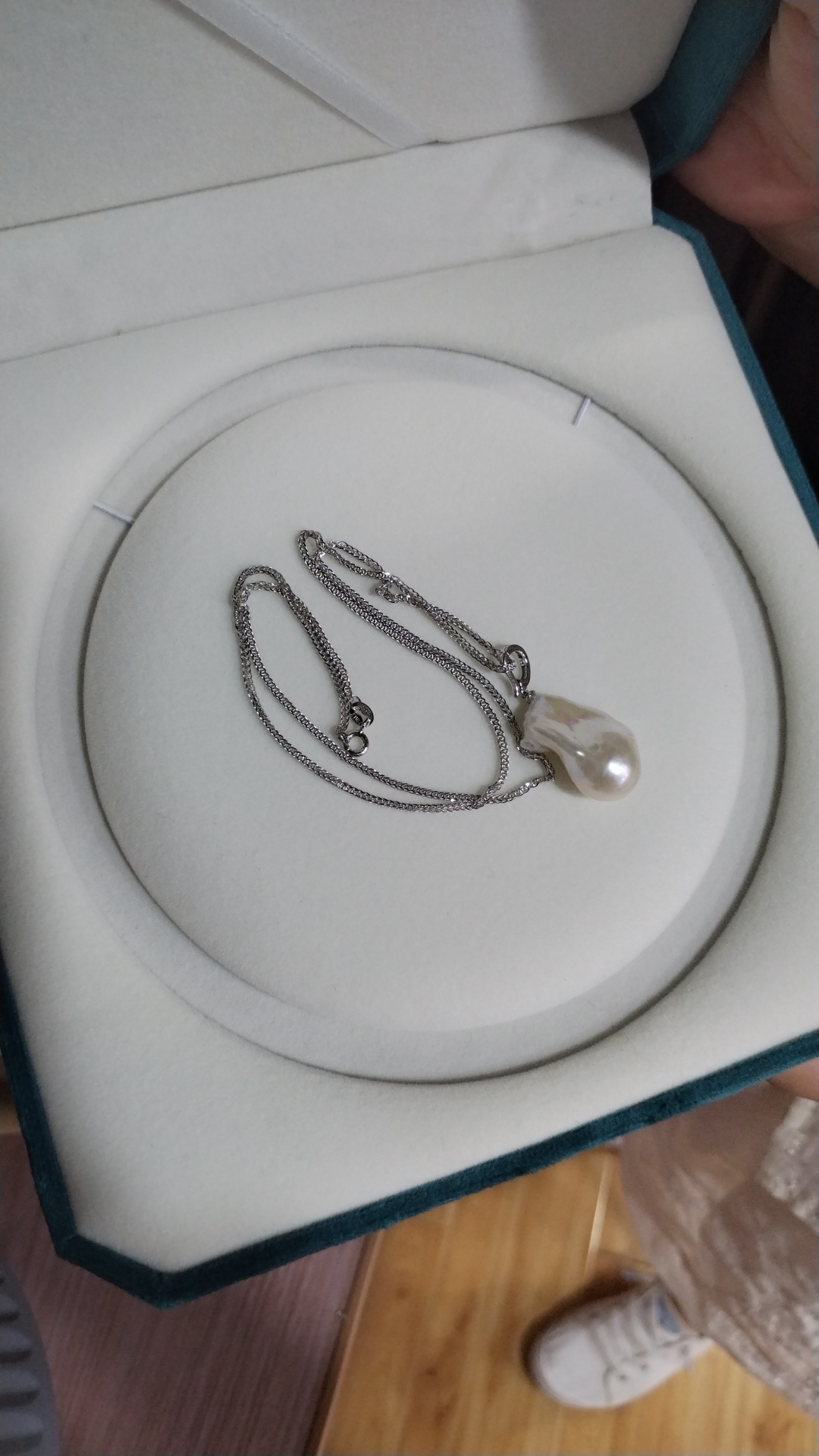 Iridescent Baroque Pearl Drop Necklace photo review